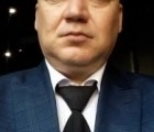 Встретьте Мужчинa : Виктор, 44 лет до Украина  Киев